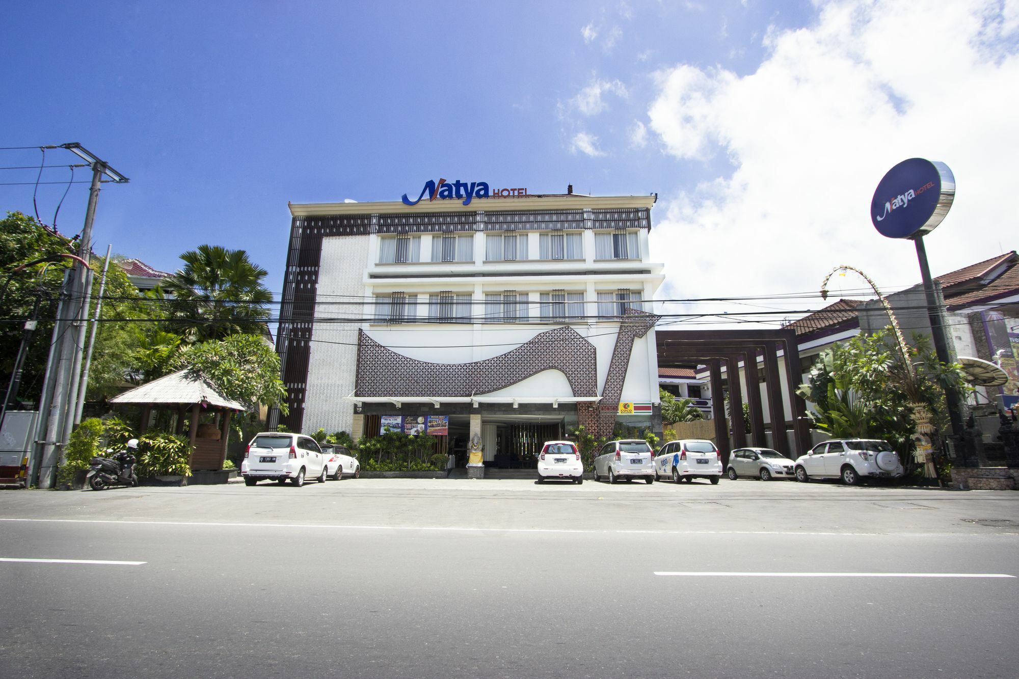 Natya Hotel Kuta Кута Екстер'єр фото